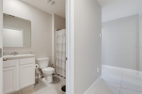 House in Leesburg, Florida 3 bedrooms, 152.82 sq.m. № 2339807 - photo 22