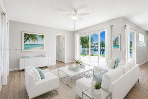 Villa ou maison à vendre à Pompano Beach, Floride: 3 chambres, 130.34 m2 № 2073633 - photo 7