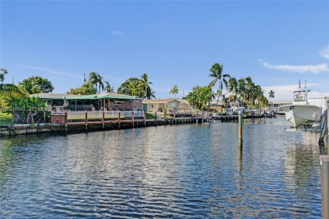 Villa ou maison à vendre à Pompano Beach, Floride: 3 chambres, 130.34 m2 № 2073633 - photo 3