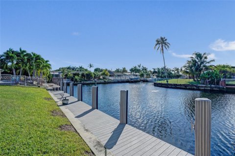 Villa ou maison à vendre à Pompano Beach, Floride: 3 chambres, 130.34 m2 № 2073633 - photo 5