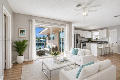 Villa ou maison à vendre à Pompano Beach, Floride: 3 chambres, 130.34 m2 № 2073633 - photo 10