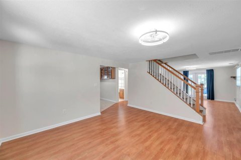 House in Saint Petersburg, Florida 3 bedrooms, 169.64 sq.m. № 1785601 - photo 11