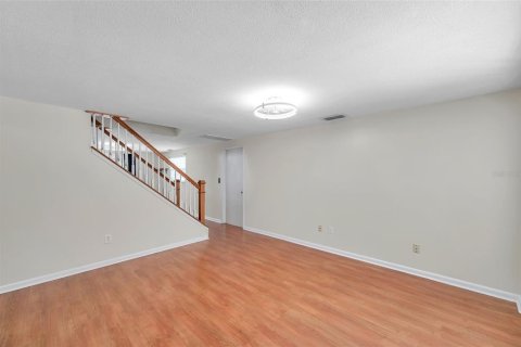 House in Saint Petersburg, Florida 3 bedrooms, 169.64 sq.m. № 1785601 - photo 12