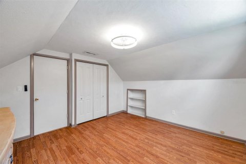 House in Saint Petersburg, Florida 3 bedrooms, 169.64 sq.m. № 1785601 - photo 18