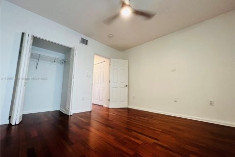Снять в аренду квартиру в Майами-Бич, Флорида 1 спальня, 67.35м2, № 1956390 - фото 13