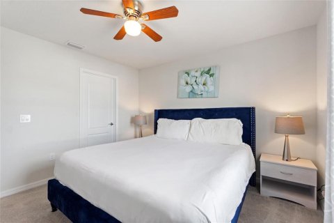 House in Davenport, Florida 7 bedrooms, 295.06 sq.m. № 790896 - photo 26