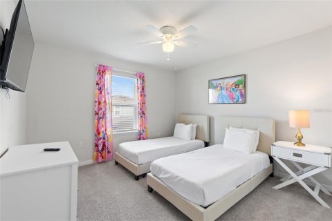 House in Davenport, Florida 7 bedrooms, 295.06 sq.m. № 790896 - photo 29