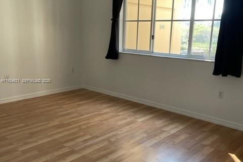 Condominio en alquiler en Miramar, Florida, 1 dormitorio, 78.97 m2 № 1993917 - foto 6