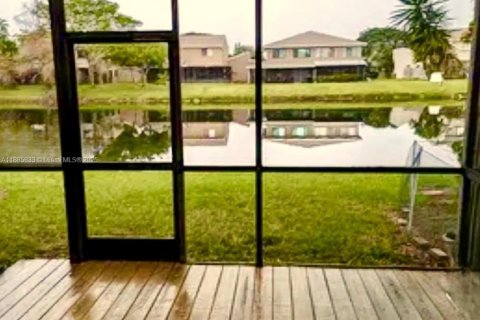 Touwnhouse à vendre à Davie, Floride: 2 chambres, 112.97 m2 № 1942362 - photo 9