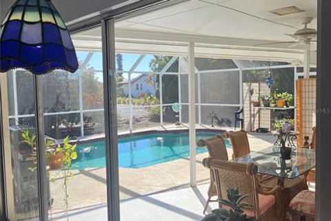 Villa ou maison à vendre à Englewood, Floride: 3 chambres, 158.31 m2 № 2202808 - photo 2