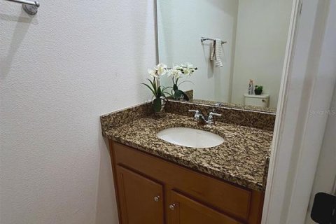 Villa ou maison à vendre à Kissimmee, Floride: 4 chambres, 202.16 m2 № 2416812 - photo 14