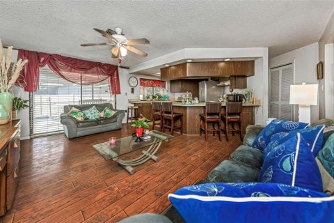 Villa ou maison à vendre à Safety Harbor, Floride: 3 chambres, 186.36 m2 № 2126391 - photo 15