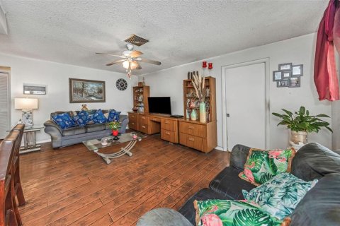 Villa ou maison à vendre à Safety Harbor, Floride: 3 chambres, 186.36 m2 № 2126391 - photo 14