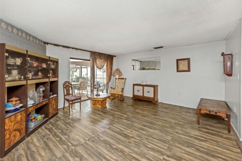 Villa ou maison à vendre à Safety Harbor, Floride: 3 chambres, 186.36 m2 № 2126391 - photo 20