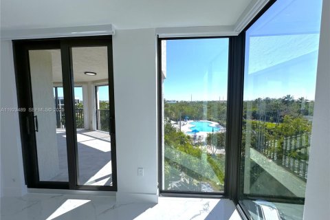 Condo in Marathon, Florida, 3 bedrooms № 1983575 - photo 18