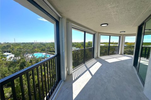 Condo in Marathon, Florida, 3 bedrooms № 1983575 - photo 4