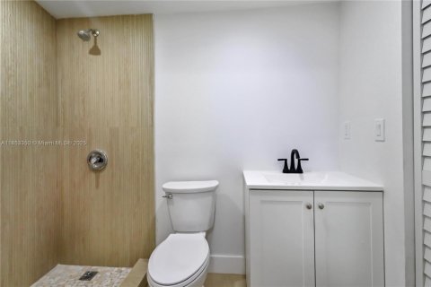 Casa en venta en Miami, Florida, 3 dormitorios, 143.72 m2 № 1872153 - foto 11
