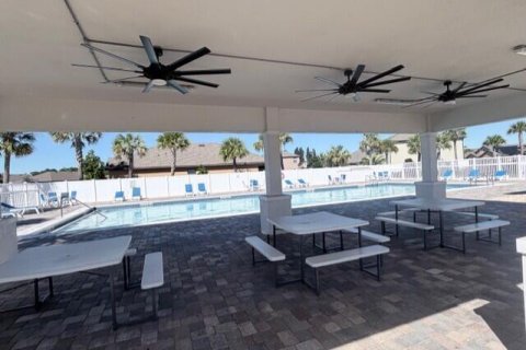 House in St. Lucie, Florida 3 bedrooms, 157.56 sq.m. № 2175727 - photo 28