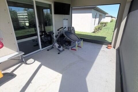 House in St. Lucie, Florida 3 bedrooms, 157.56 sq.m. № 2175727 - photo 18