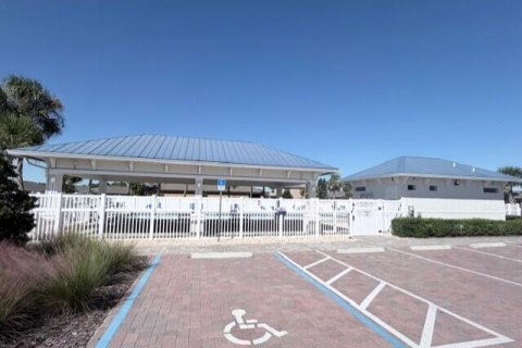 House in St. Lucie, Florida 3 bedrooms, 157.56 sq.m. № 2175727 - photo 26