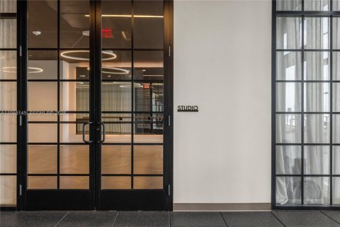 Снять в аренду кондоминиум в Майами, Флорида 1 спальня, 50.17м2, № 2020398 - фото 27