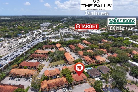 Touwnhouse à vendre à Miami, Floride: 2 chambres, 107.02 m2 № 1859047 - photo 23
