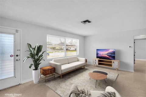 Villa ou maison à vendre à Clearwater, Floride: 2 chambres, 107.21 m2 № 2228006 - photo 3