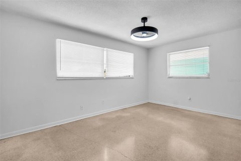 Villa ou maison à vendre à Clearwater, Floride: 2 chambres, 107.21 m2 № 2228006 - photo 23