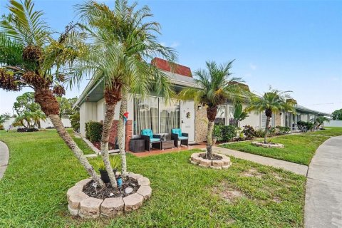 Condo in Holiday, Florida, 2 bedrooms  № 2364808