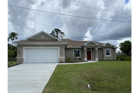 House in North Port, Florida 4 bedrooms, 172.71 sq.m. № 2330467