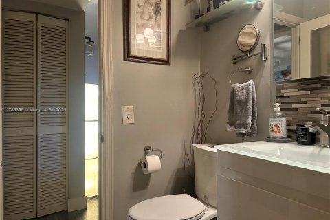 Купить виллу или дом в Хомстед, Флорида 1 спальня, 62.89м2, № 1727001 - фото 24