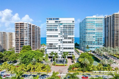 Copropriété à louer à Bal Harbour, Floride: 2 chambres, 234.58 m2 № 1863408 - photo 2