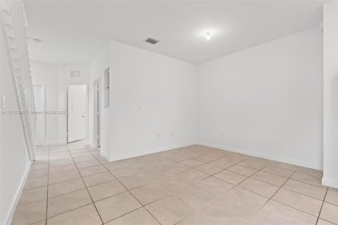 Adosado en venta en Homestead, Florida, 3 dormitorios, 123.37 m2 № 1756835 - foto 10