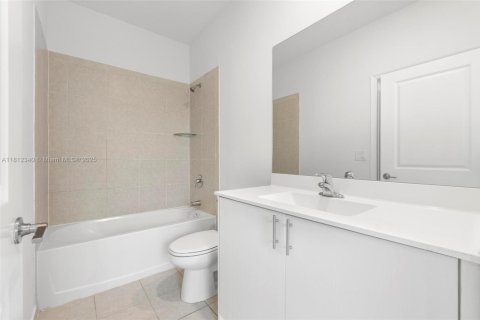 Adosado en venta en Homestead, Florida, 3 dormitorios, 123.37 m2 № 1756835 - foto 6