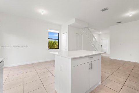 Adosado en venta en Homestead, Florida, 3 dormitorios, 123.37 m2 № 1756835 - foto 14