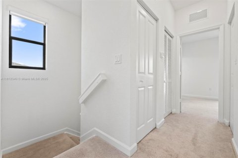 Adosado en venta en Homestead, Florida, 3 dormitorios, 123.37 m2 № 1756835 - foto 19