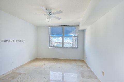Copropriété à louer à Miami, Floride: 2 chambres № 2057106 - photo 6