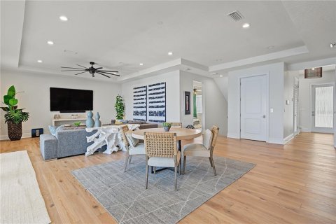 Villa ou maison à vendre à Treasure Island, Floride: 4 chambres, 472.87 m2 № 2417066 - photo 7