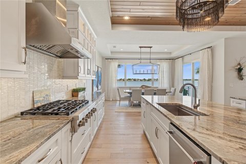 Villa ou maison à vendre à Treasure Island, Floride: 4 chambres, 472.87 m2 № 2417066 - photo 24