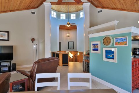 House in Ponce Inlet, Florida 4 bedrooms, 224.64 sq.m. № 1732593 - photo 19