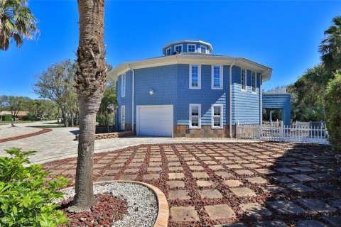 House in Ponce Inlet, Florida 4 bedrooms, 224.64 sq.m. № 1732593 - photo 2
