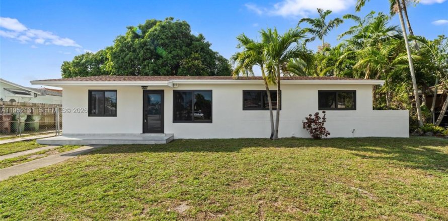 Casa en Hialeah, Florida 4 dormitorios, 185.34 m2 № 2006476