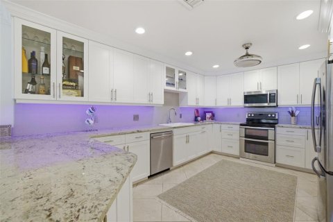 Copropriété à vendre à Punta Gorda, Floride: 3 chambres, 192.21 m2 № 2121457 - photo 23