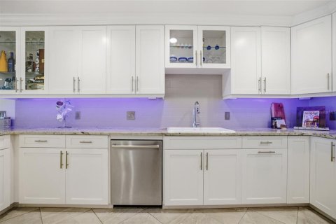 Copropriété à vendre à Punta Gorda, Floride: 3 chambres, 192.21 m2 № 2121457 - photo 27