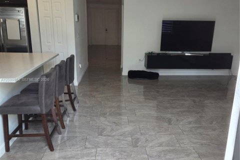 Villa ou maison à louer à Homestead, Floride: 4 chambres, 308.44 m2 № 2397938 - photo 11