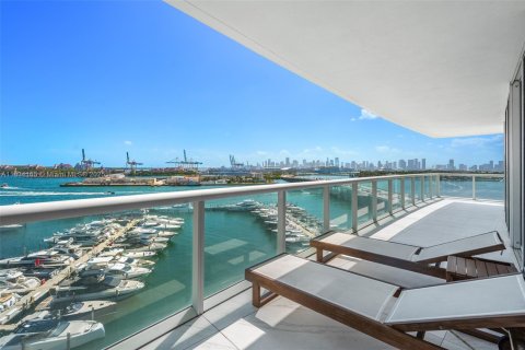 Condo in Miami Beach, Florida, 4 bedrooms  № 1936391 - photo 28