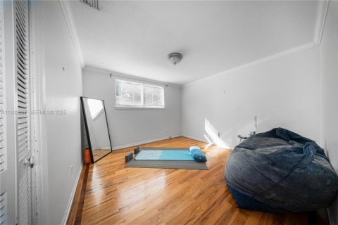 Villa ou maison à vendre à Miami, Floride: 3 chambres, 263.47 m2 № 1991261 - photo 26