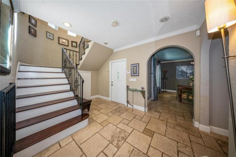 Villa ou maison à vendre à Miami, Floride: 3 chambres, 263.47 m2 № 1991261 - photo 6