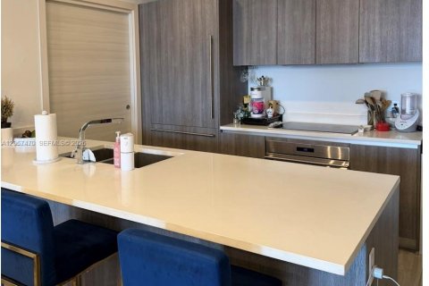 Condominio en venta en Miami, Florida, 2 dormitorios, 116.41 m2 № 2339858 - foto 7