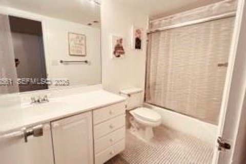 Copropriété à louer à Sunny Isles Beach, Floride: 1 chambre, 93.37 m2 № 2079342 - photo 16